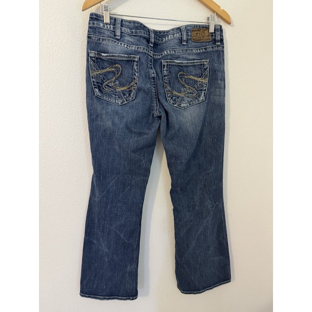 Silver Women’s Jeans Lola Blue Denim Size 30x31 Distressed Bootcut Low Rise